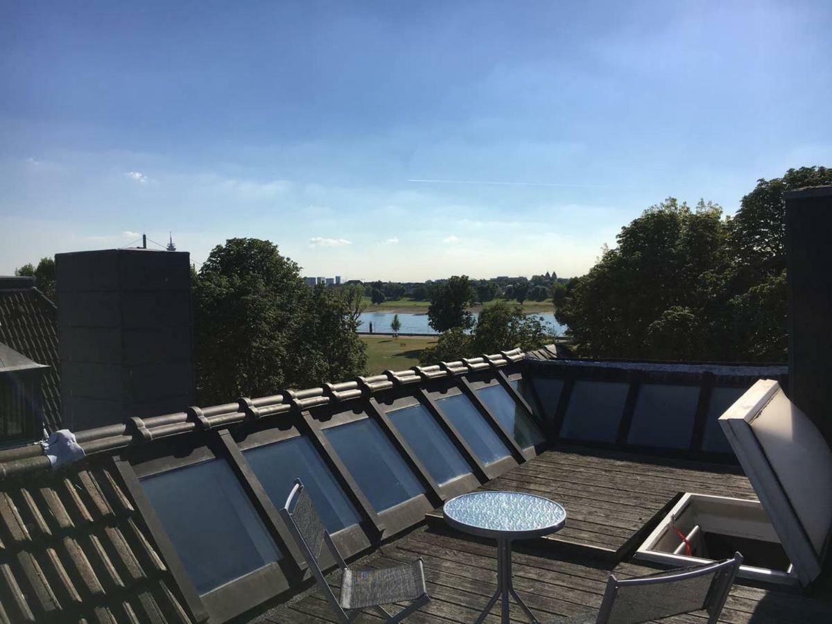 Luxury Rooftop Loft With River View 10Min To City Appartement Düsseldorf Buitenkant foto