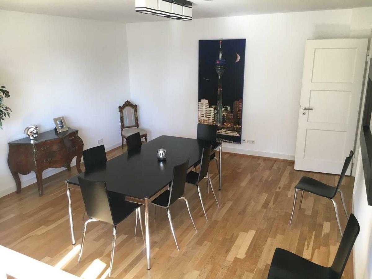 Luxury Rooftop Loft With River View 10Min To City Appartement Düsseldorf Buitenkant foto