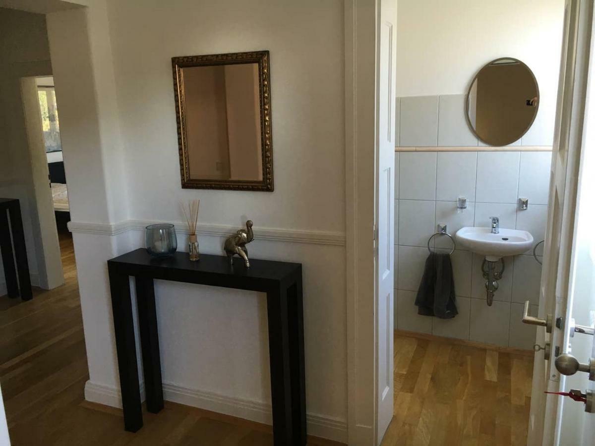 Luxury Rooftop Loft With River View 10Min To City Appartement Düsseldorf Buitenkant foto